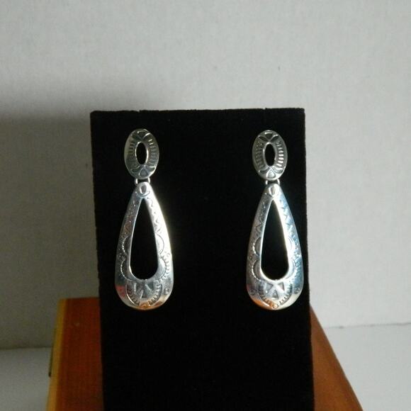 Vintage Southwest Design Dangle 925 Pierced Earrings - Picture 8 of 8